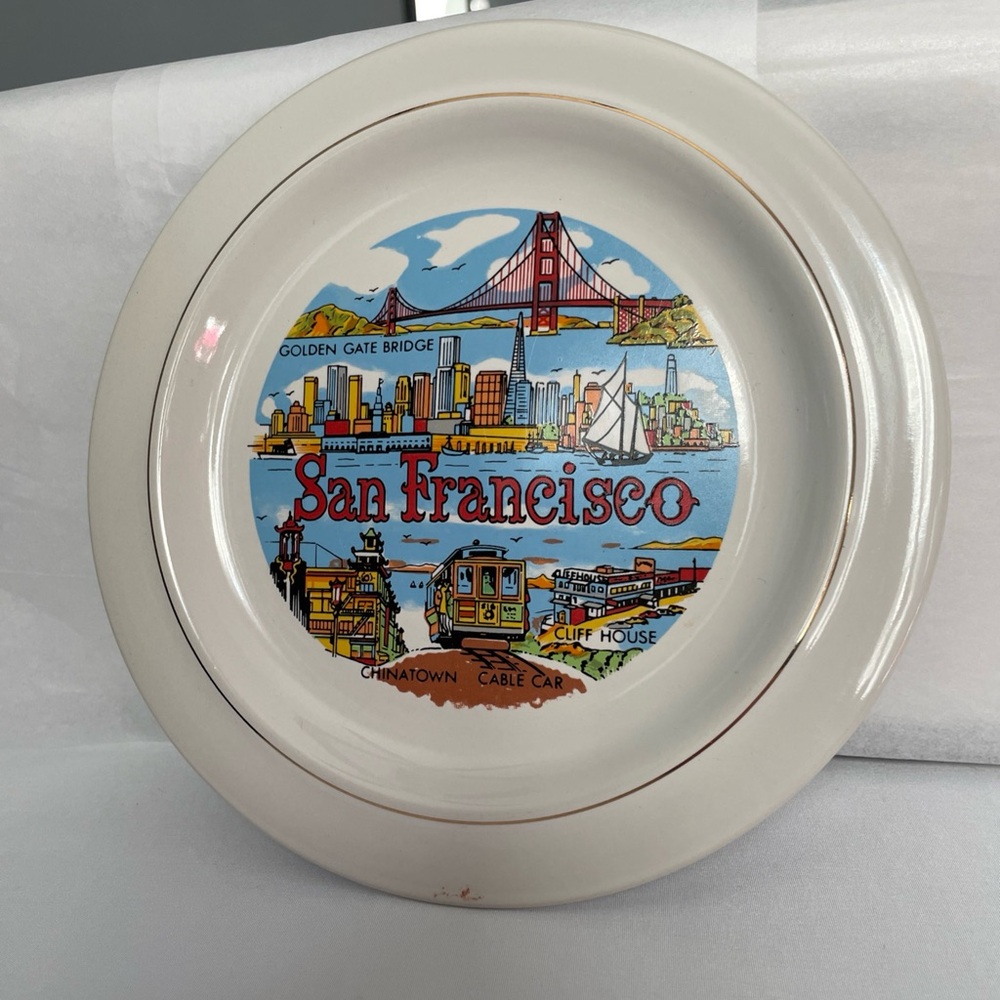 Vintage Celbra 1981 San Francisco Souvenir Plate Gold Gate Cable Cars China Gate